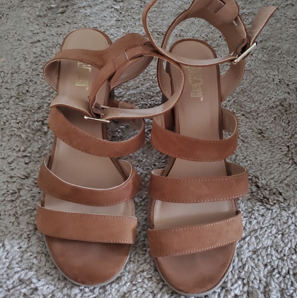 Brash Heeled Sandal 9
